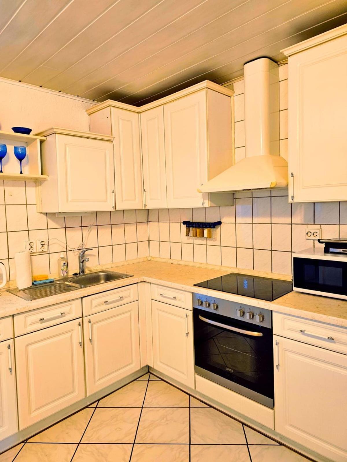 B&R Ferienhaus In Der Naehe Des Flughafens نورنبيرغ المظهر الخارجي الصورة